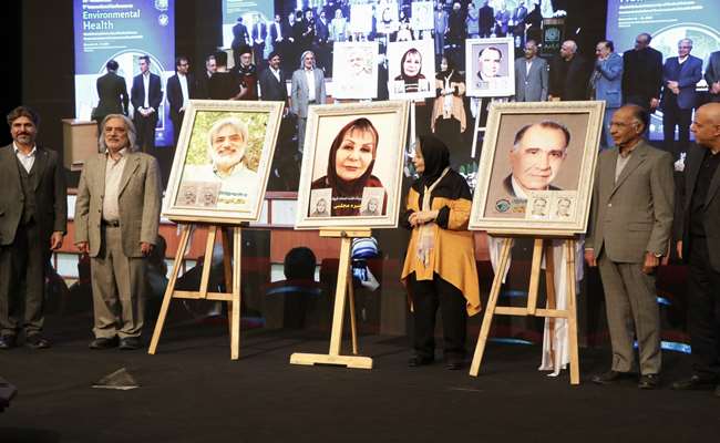 آئین تکریم از چهره های ماندگار و اساتید پیشکسوت حوزه بهداشت محیط کشور